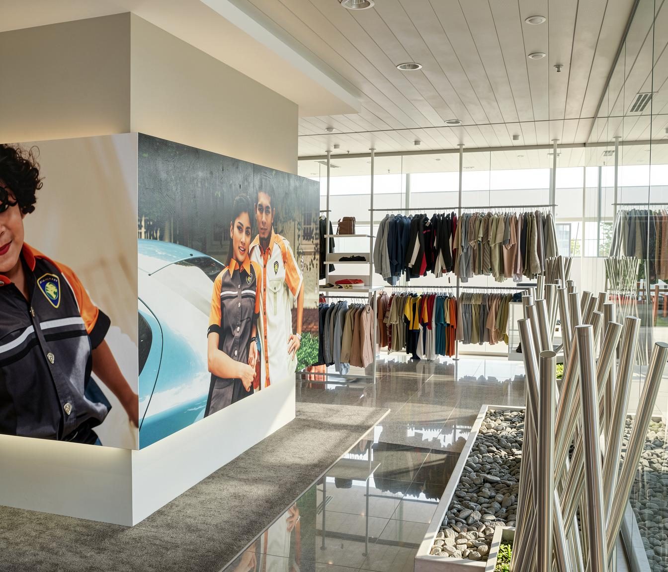 Proton Flagship Showroom